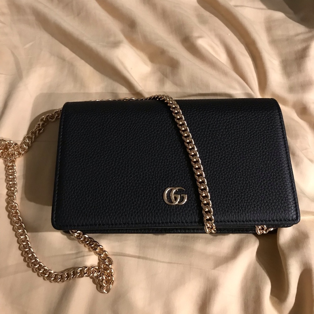 Gucci marmont crossbody bag